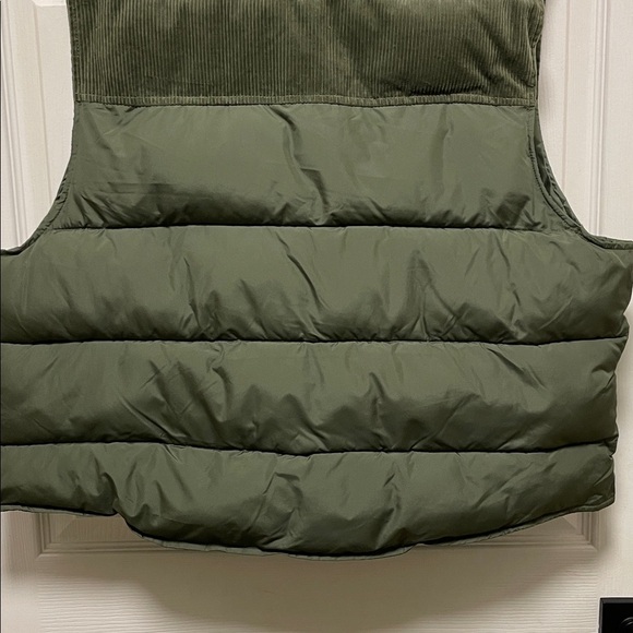 American Eagle | Army Green | Snap/Zipper Front Closure | Puffer Vest | Size XXL - Picture 9 of 16